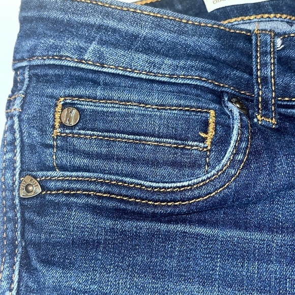 Kut from the Kloth Diana High Rise Relaxed Fit Skinny jeans size size 6 - Picture 4 of 11
